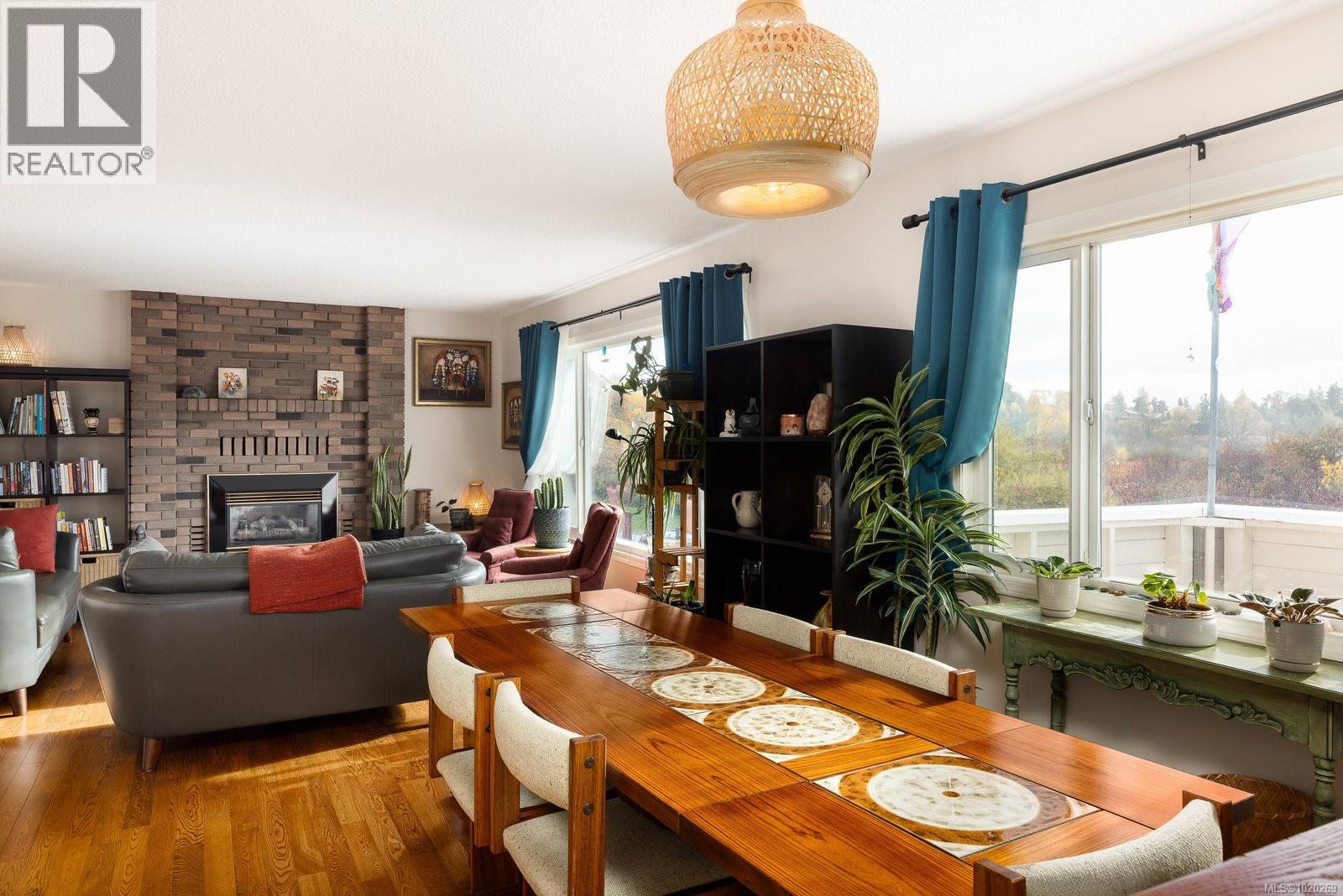 3955 Nelthorpe St, Saanich