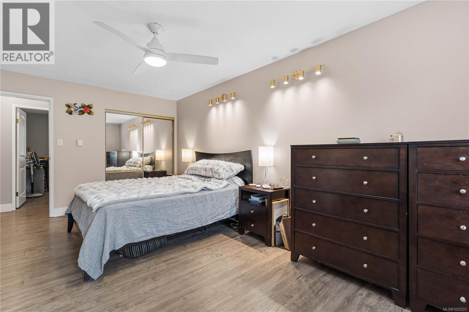 750 Bradbury Ave, Parksville