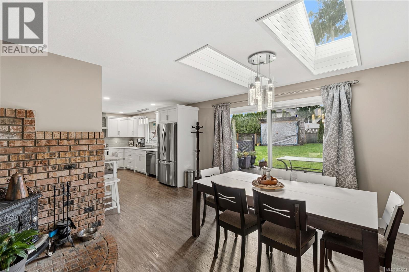 750 Bradbury Ave, Parksville