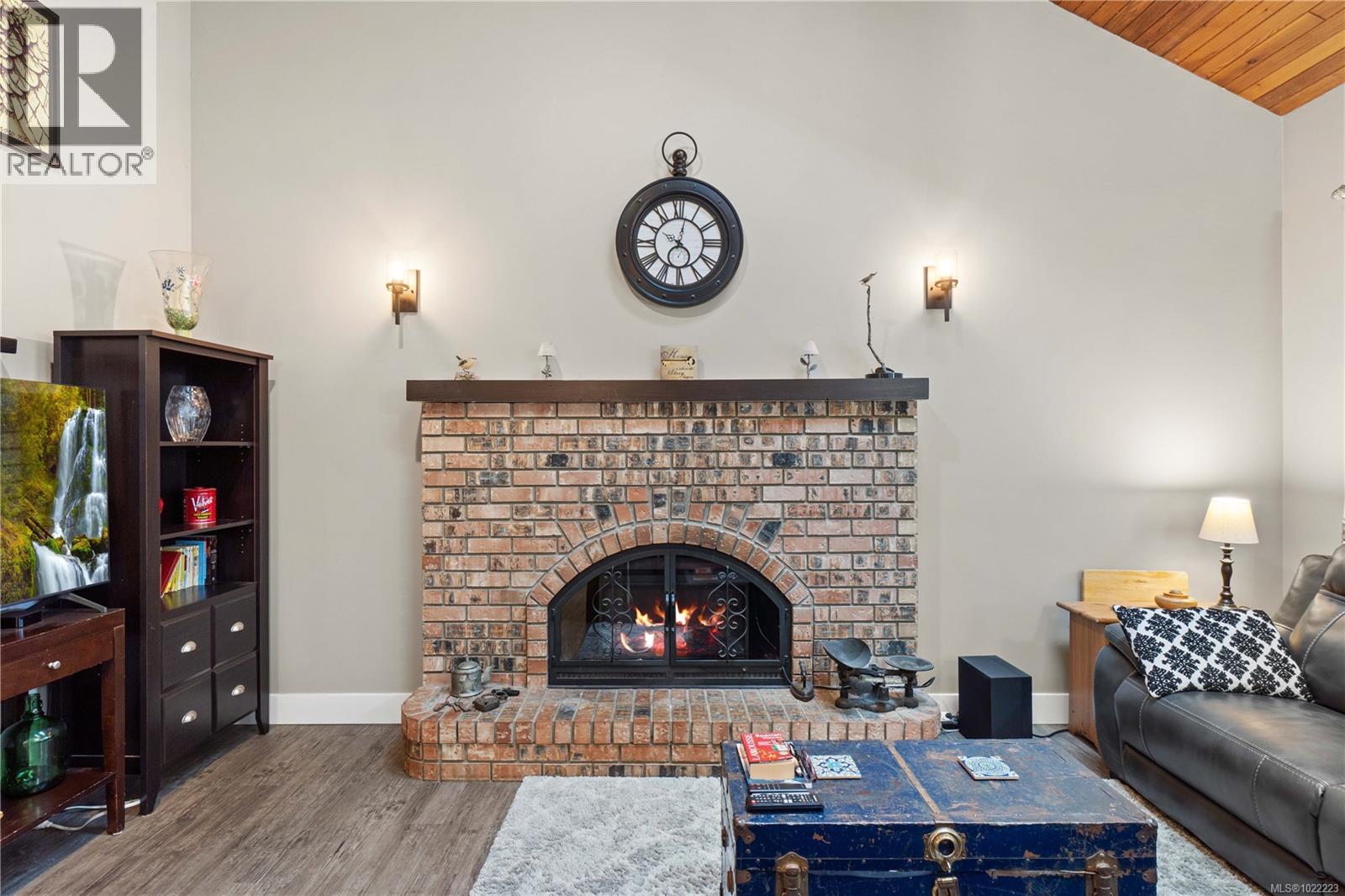 750 Bradbury Ave, Parksville