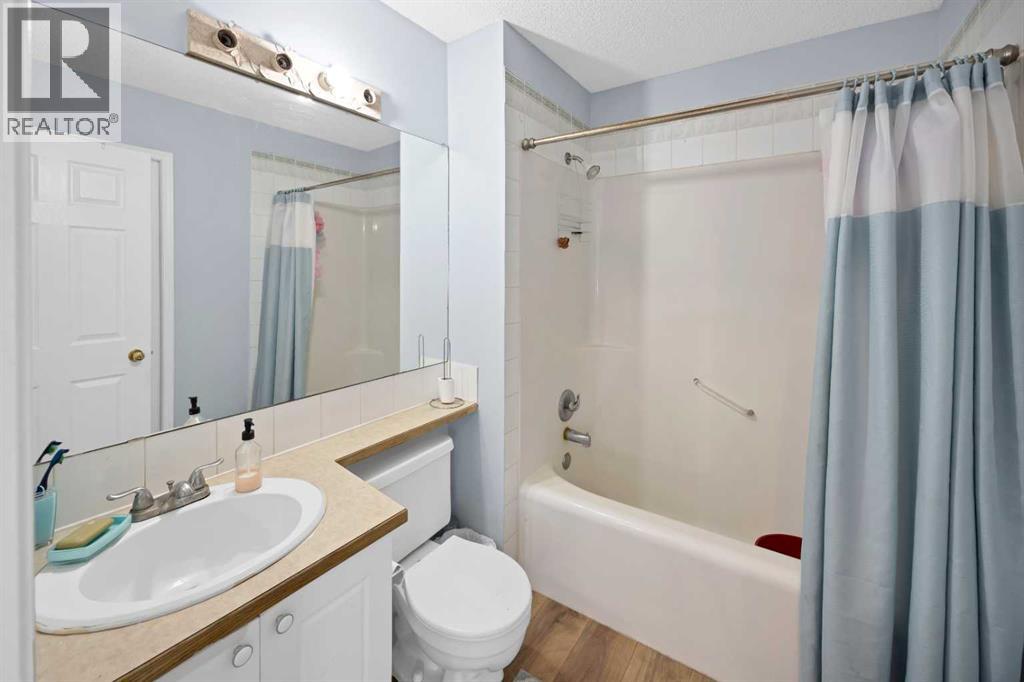 Single Family House for Sale in  Martha