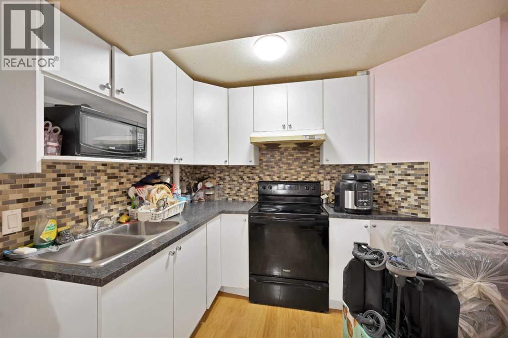 Single Family House for Sale in  Martha