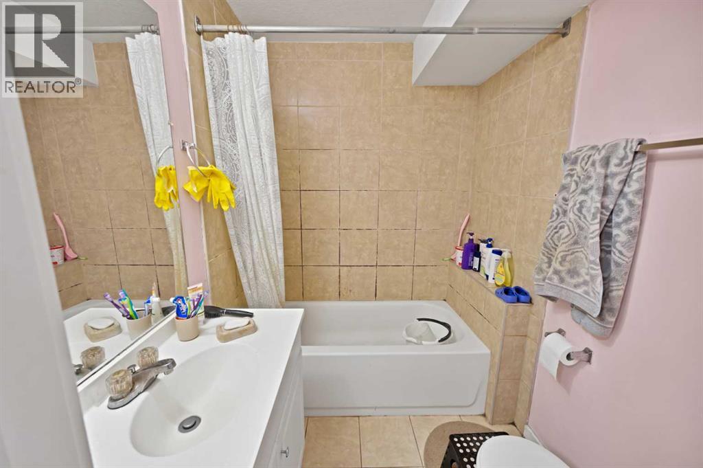 Single Family House for Sale in  Martha