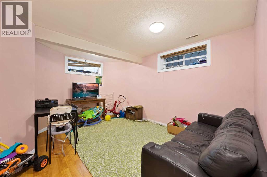 Single Family House for Sale in  Martha