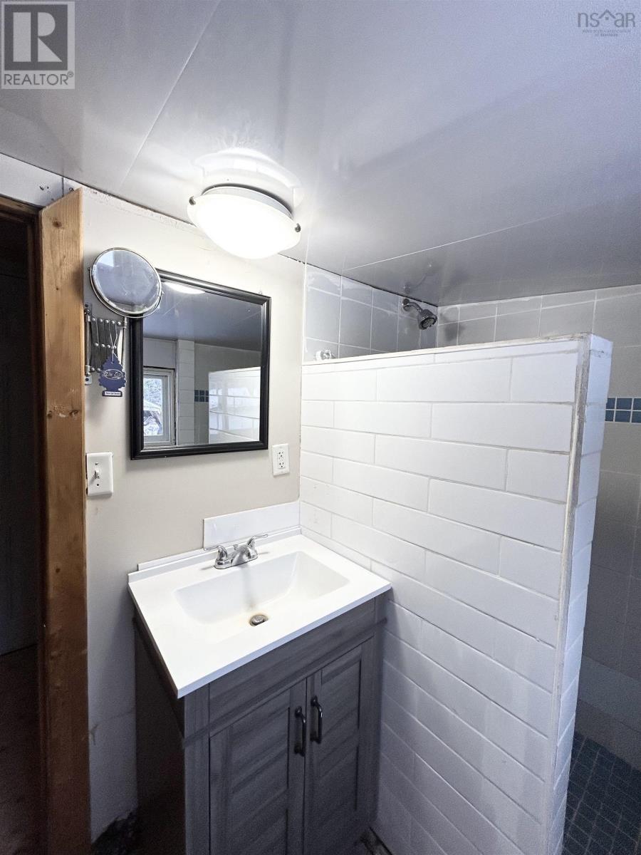 Property 3 of 9 of 3775 Highway 311