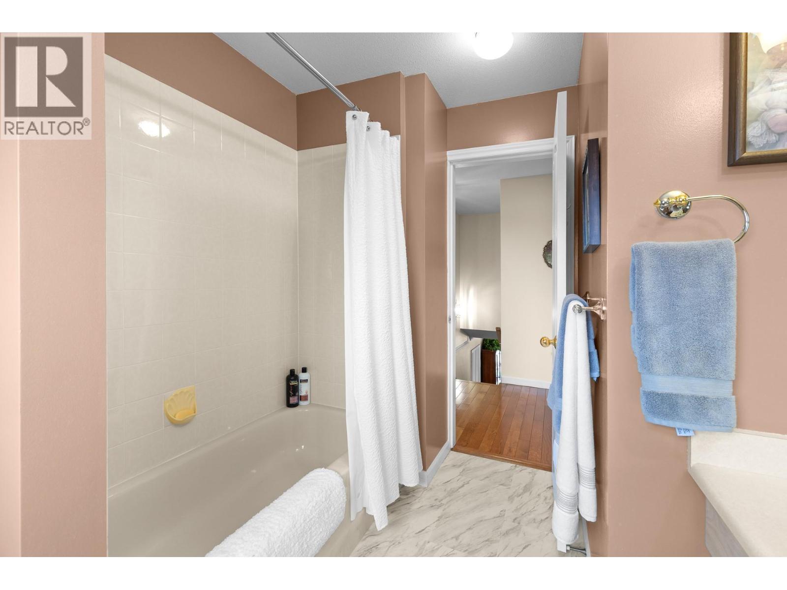  833 Springwood Court, Kelowna