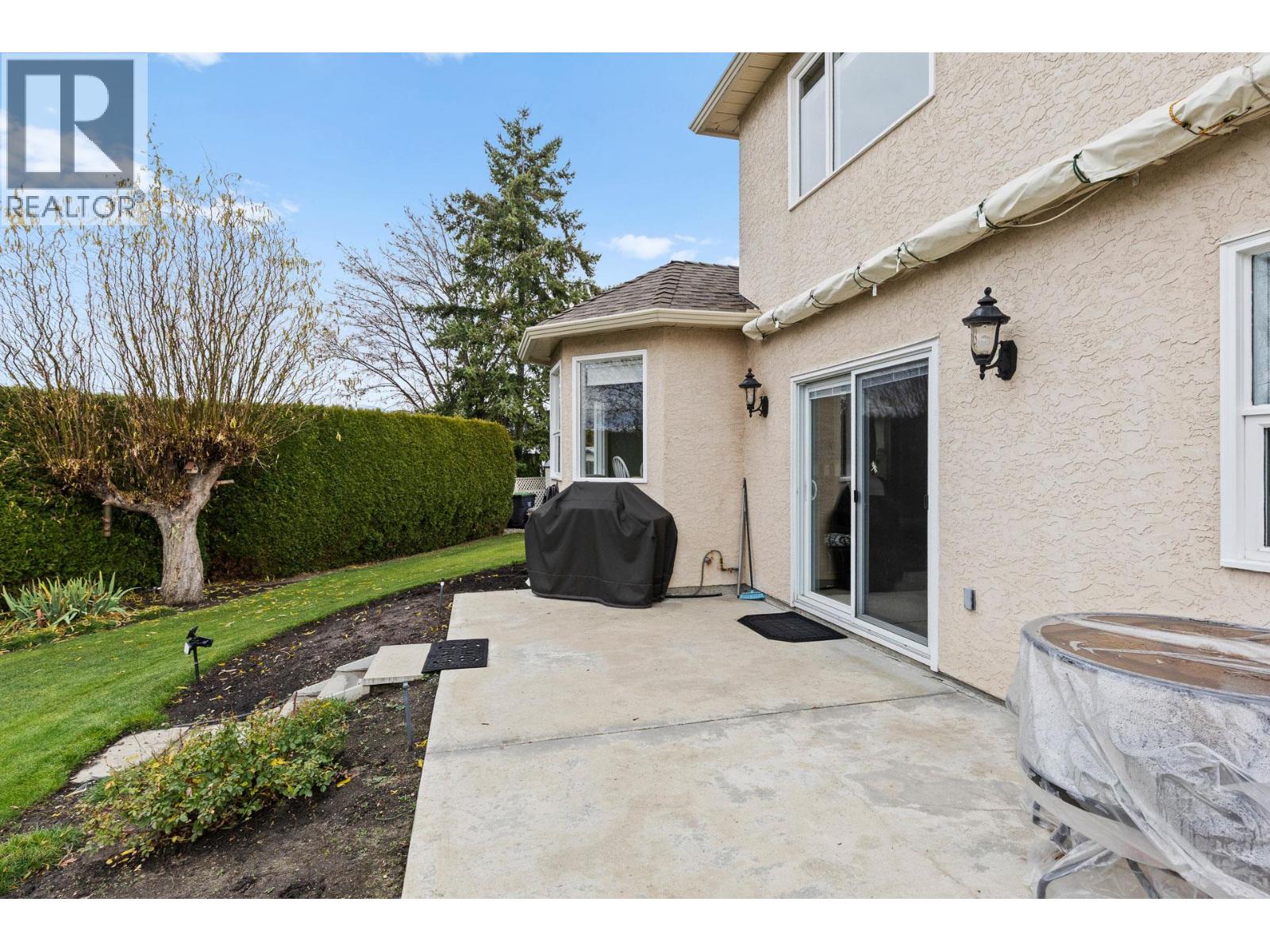  833 Springwood Court, Kelowna