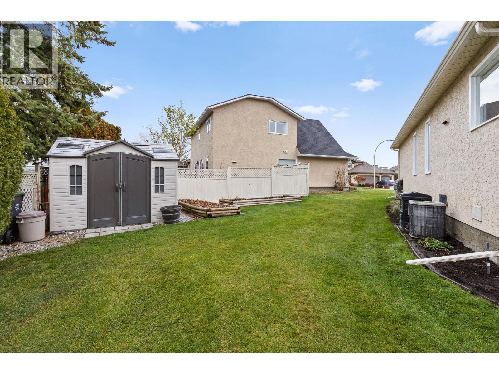  833 Springwood Court, Kelowna