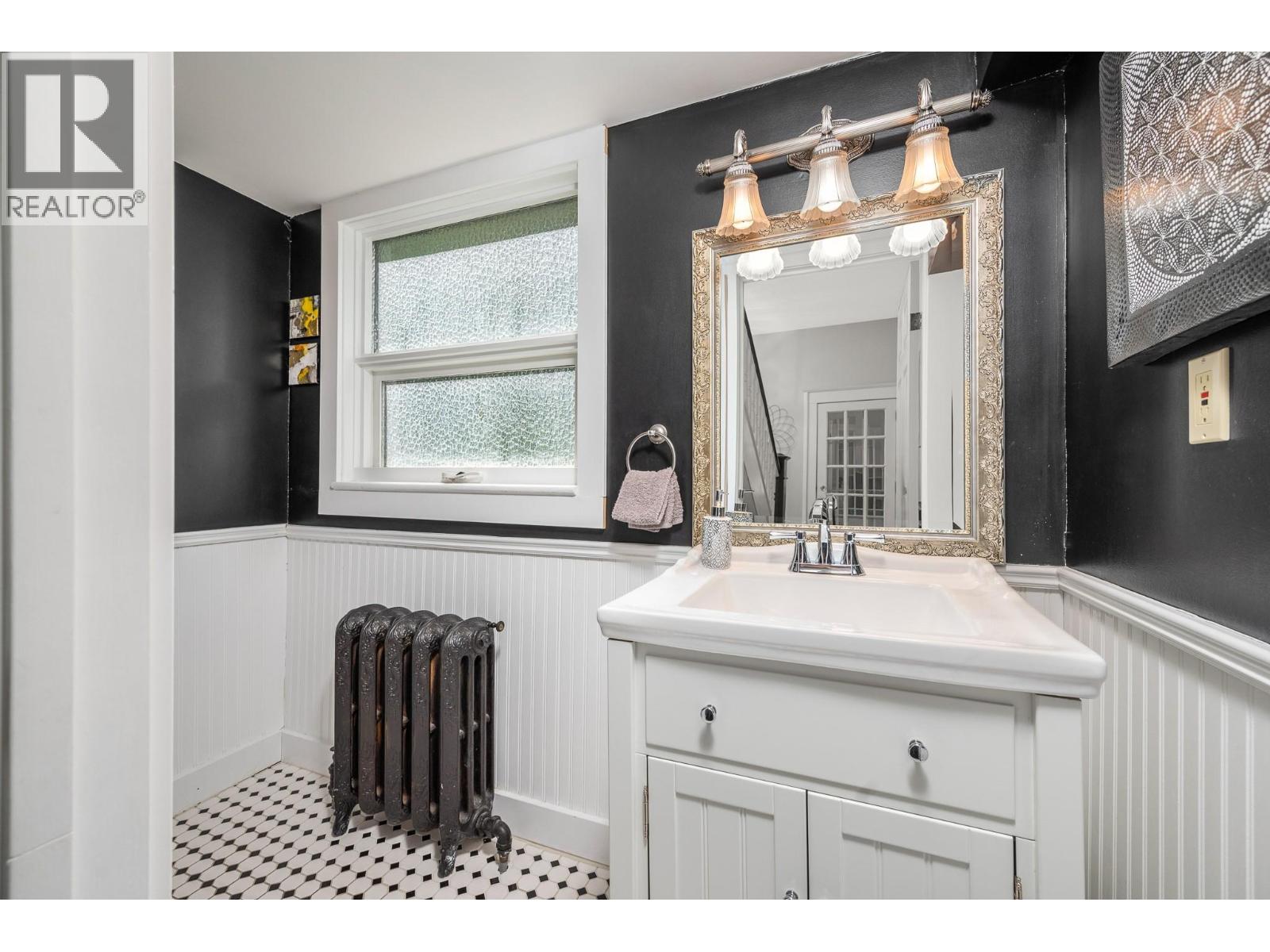 1805 32 Avenue, Vernon