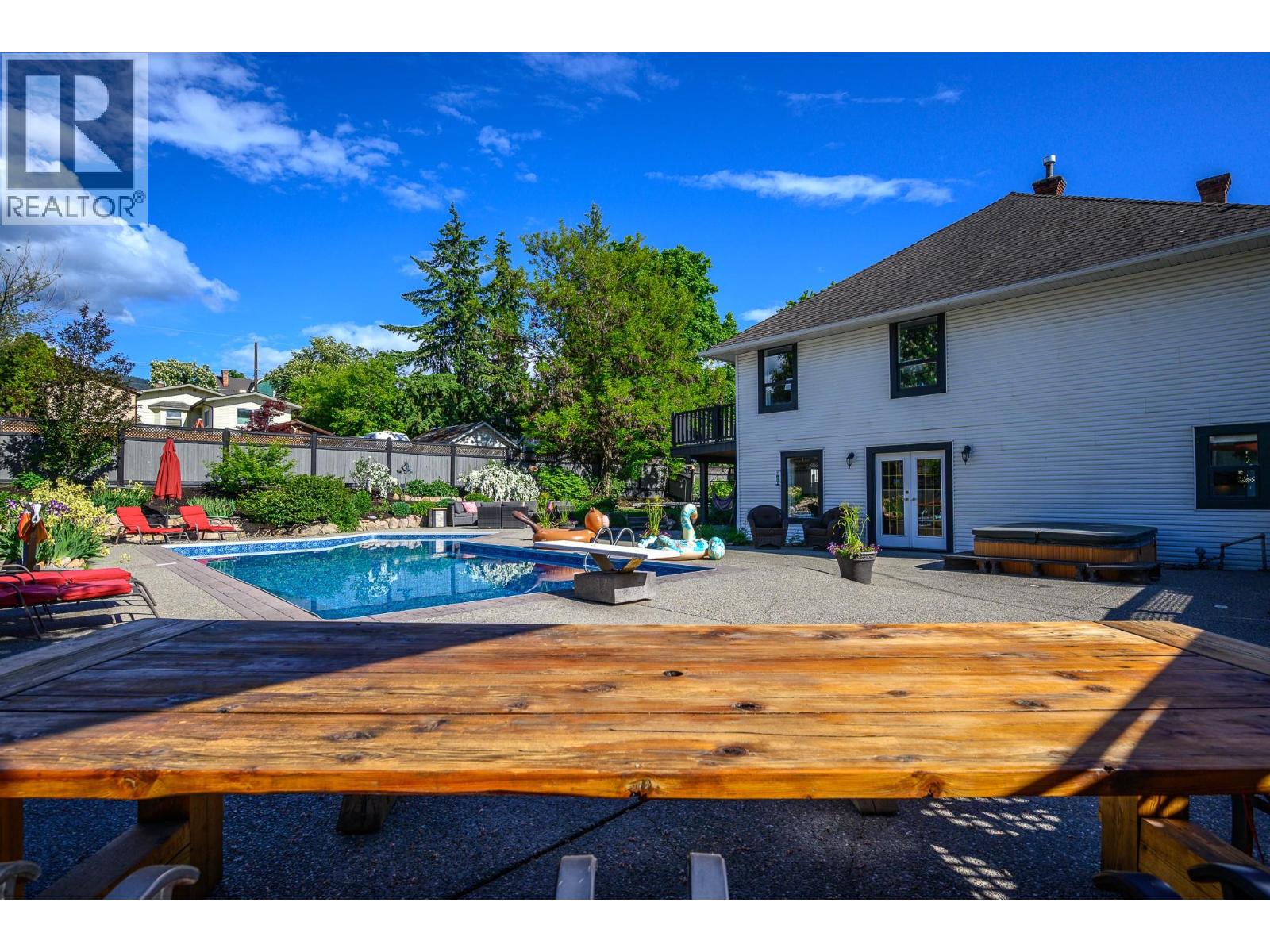 1805 32 Avenue, Vernon