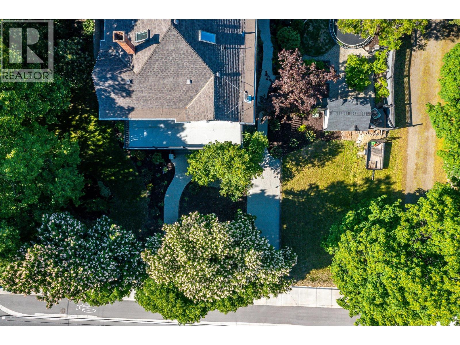 1805 32 Avenue, Vernon