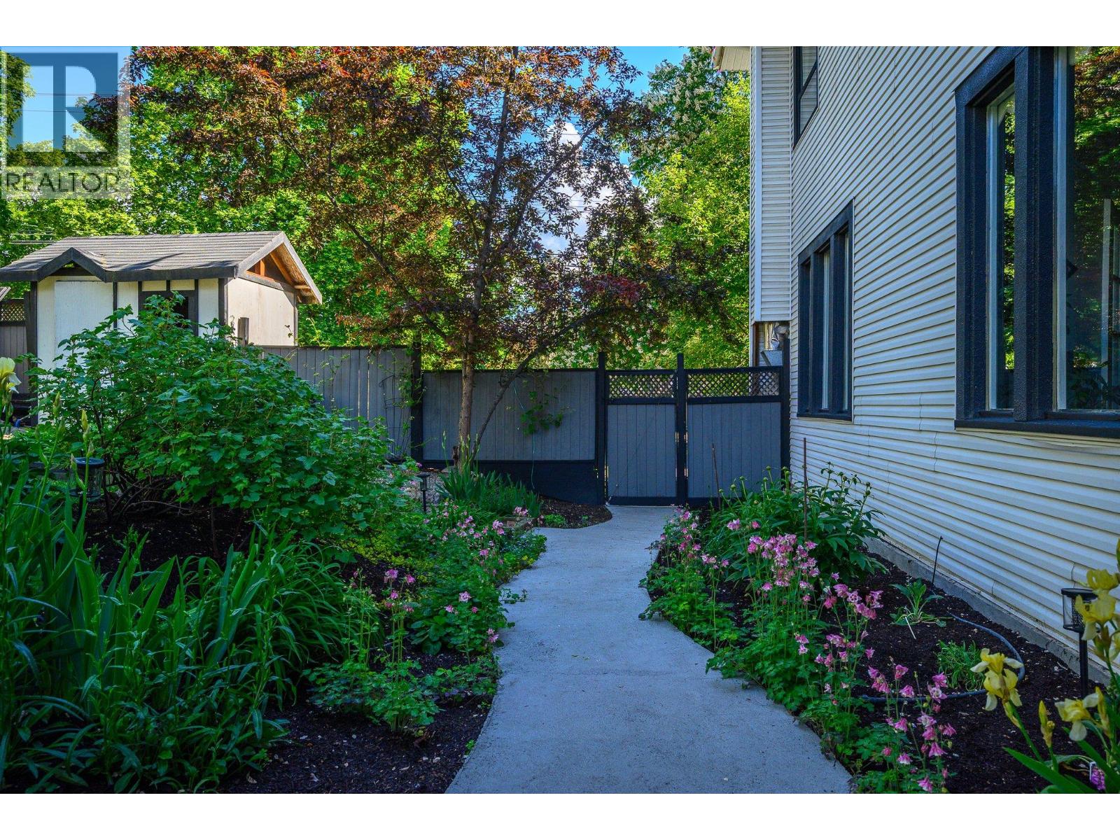 1805 32 Avenue, Vernon