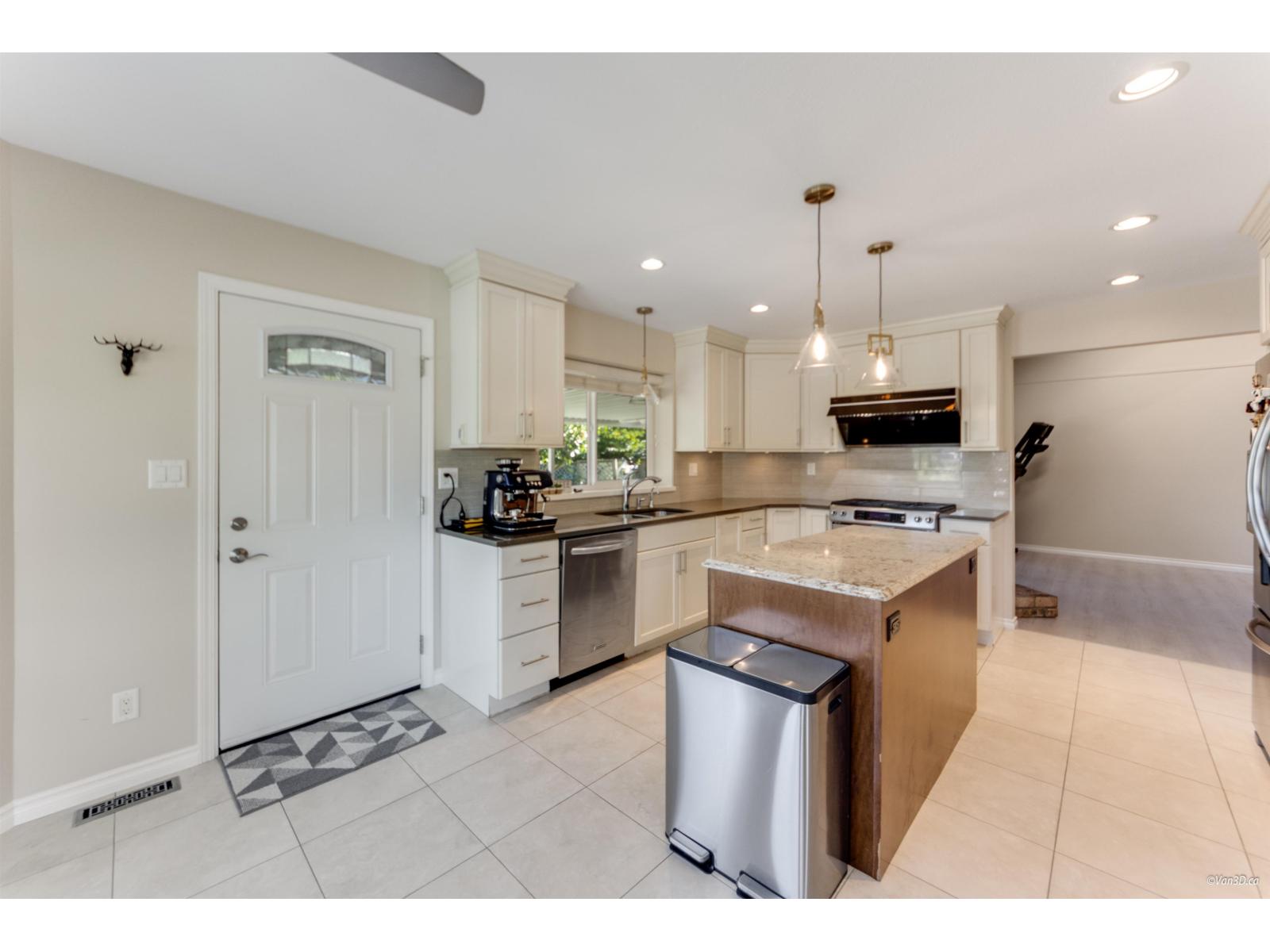 14854 21 AVENUE, Surrey