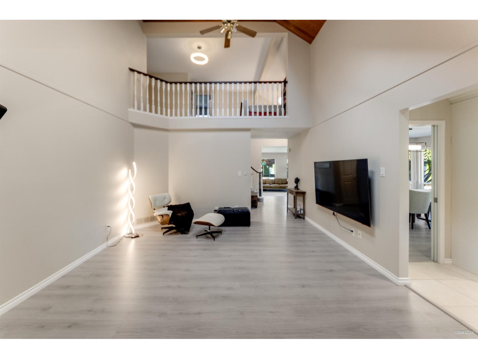 14854 21 AVENUE, Surrey