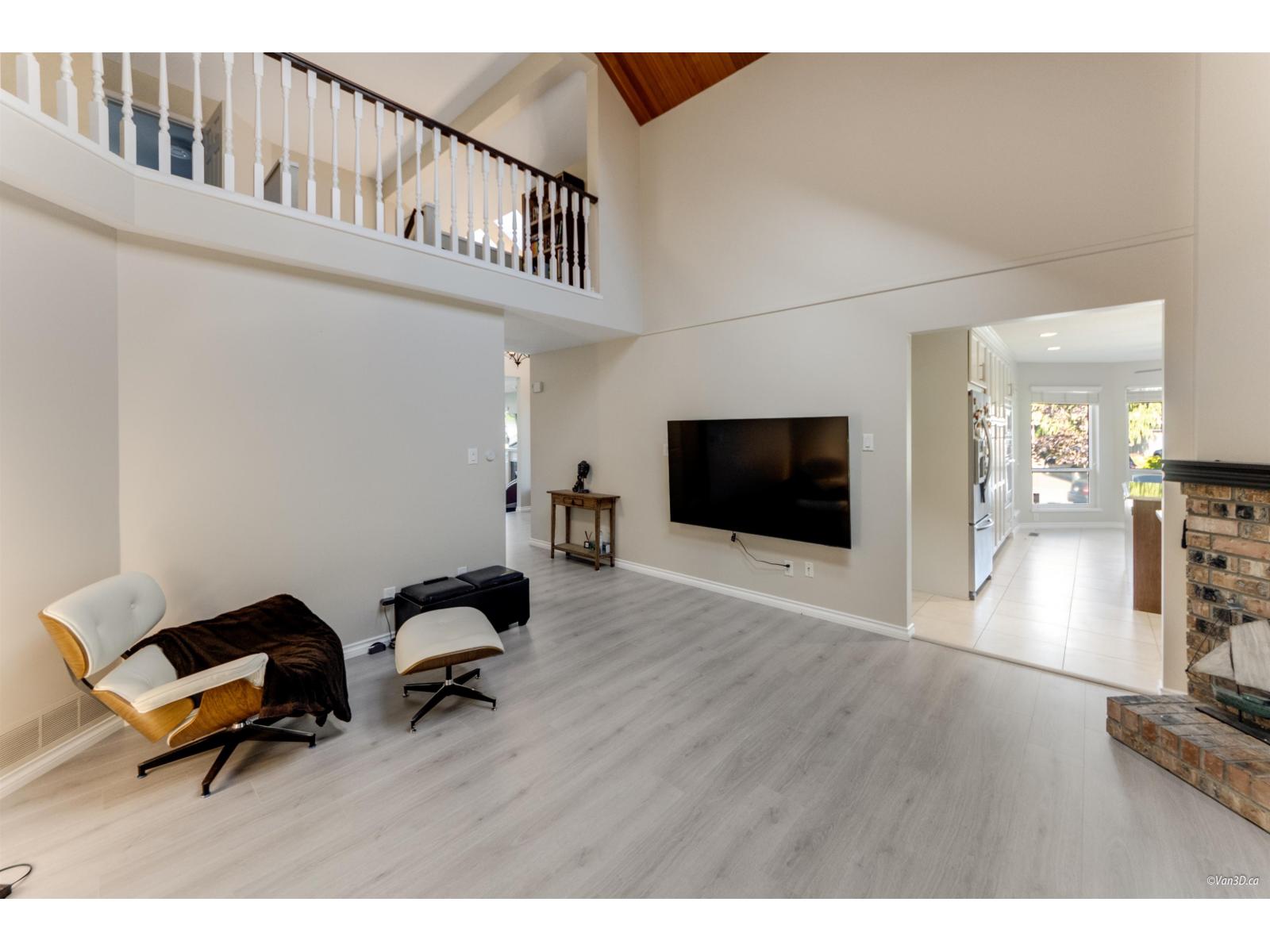 14854 21 AVENUE, Surrey