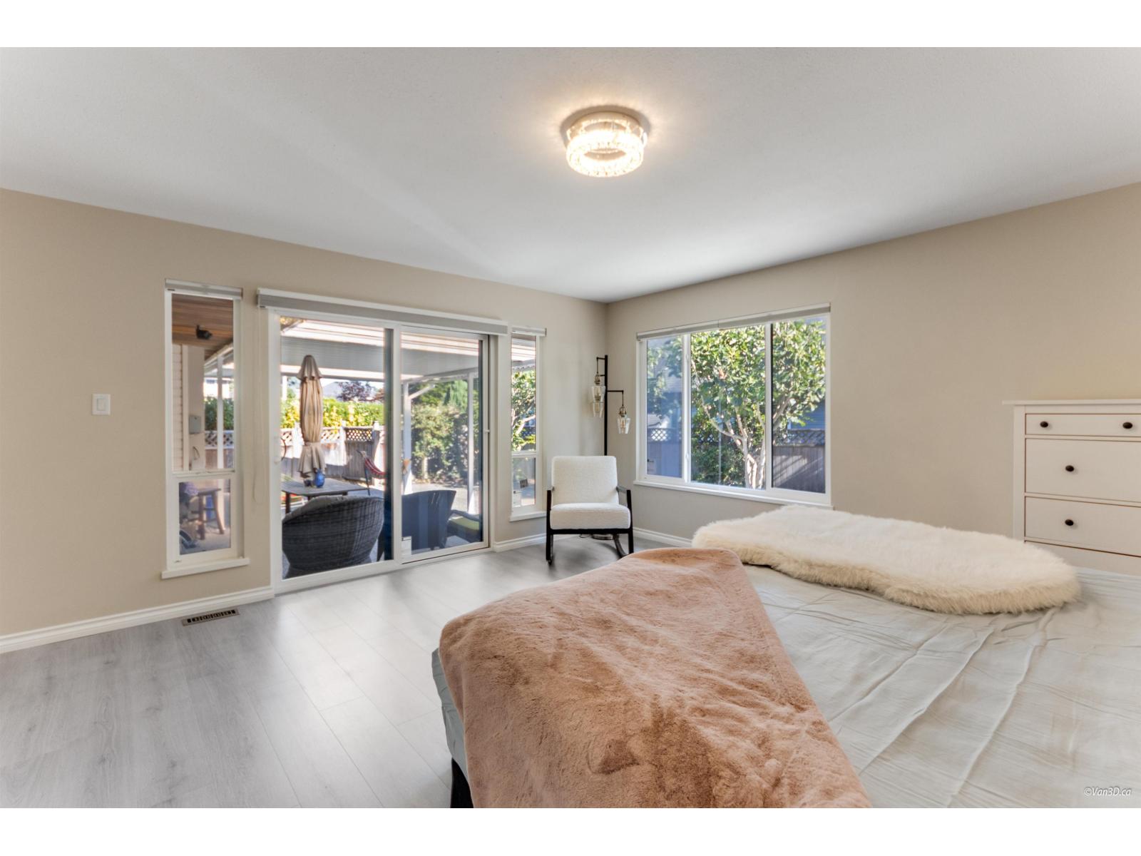 14854 21 AVENUE, Surrey