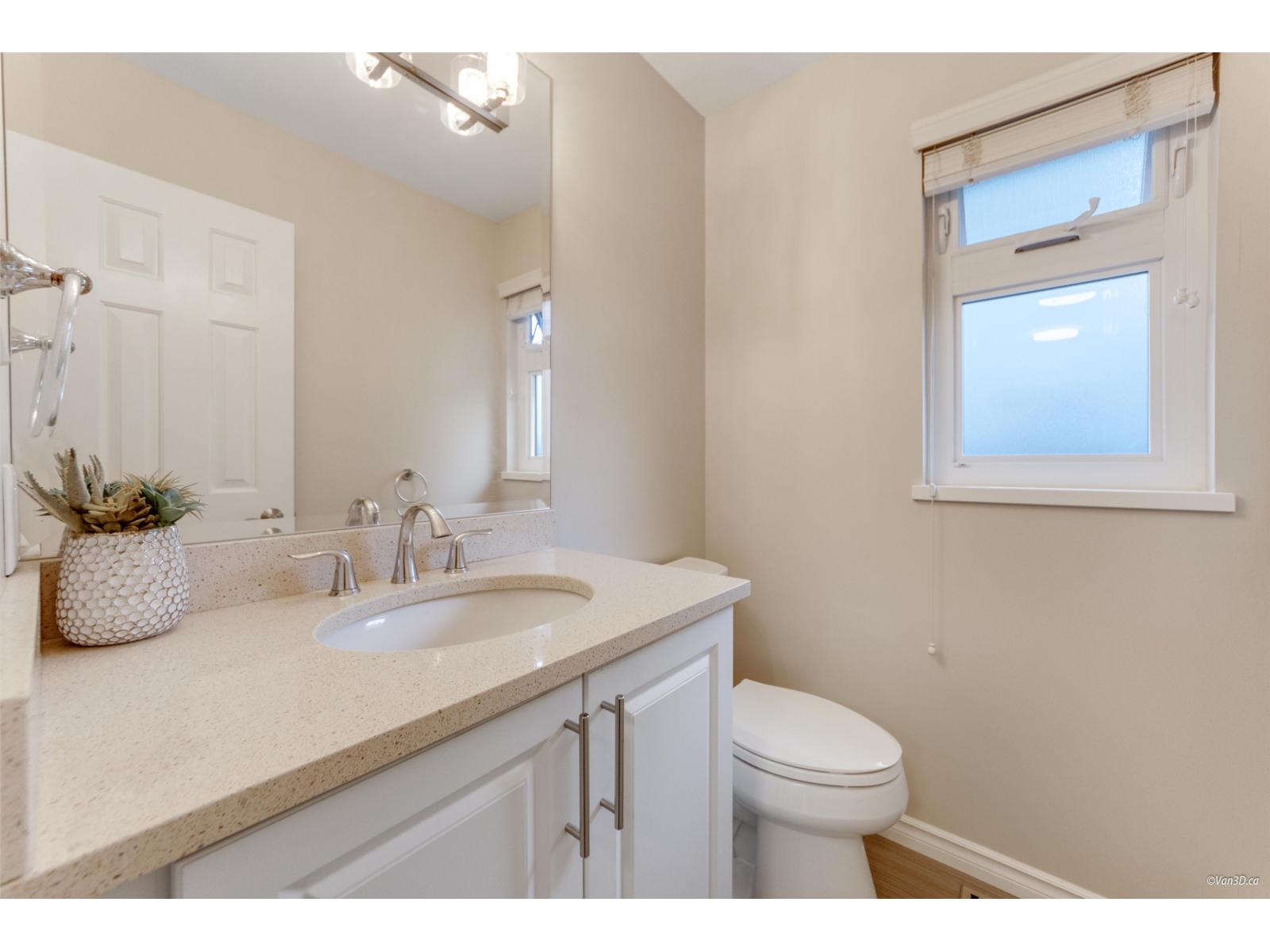 14854 21 AVENUE, Surrey