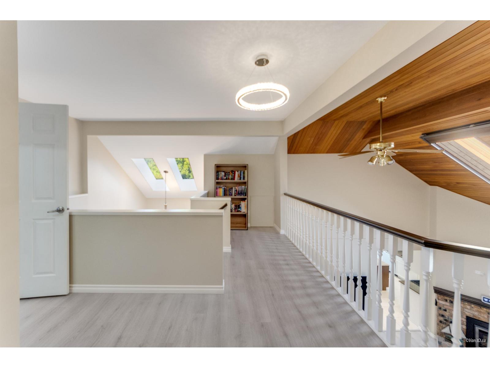 14854 21 AVENUE, Surrey