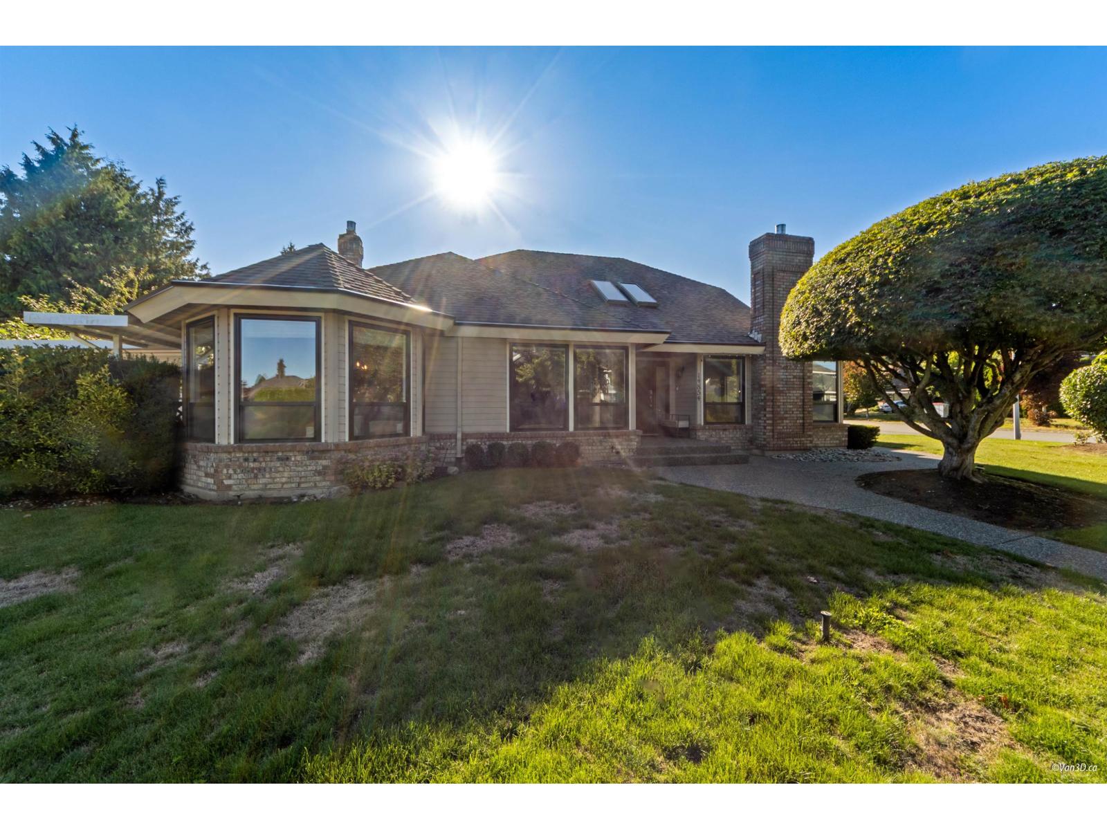 14854 21 AVENUE, Surrey