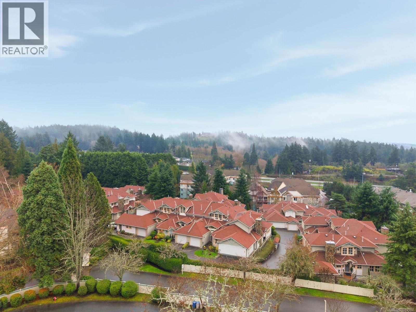 8 500 Marsett Pl, Saanich