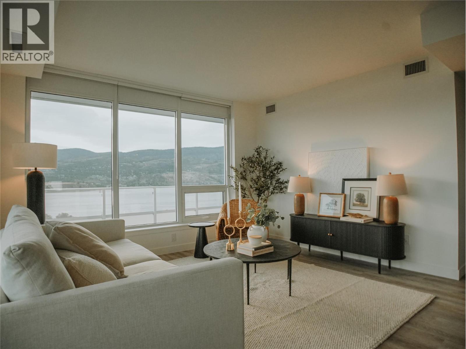 1507 238 Leon Avenue, Kelowna