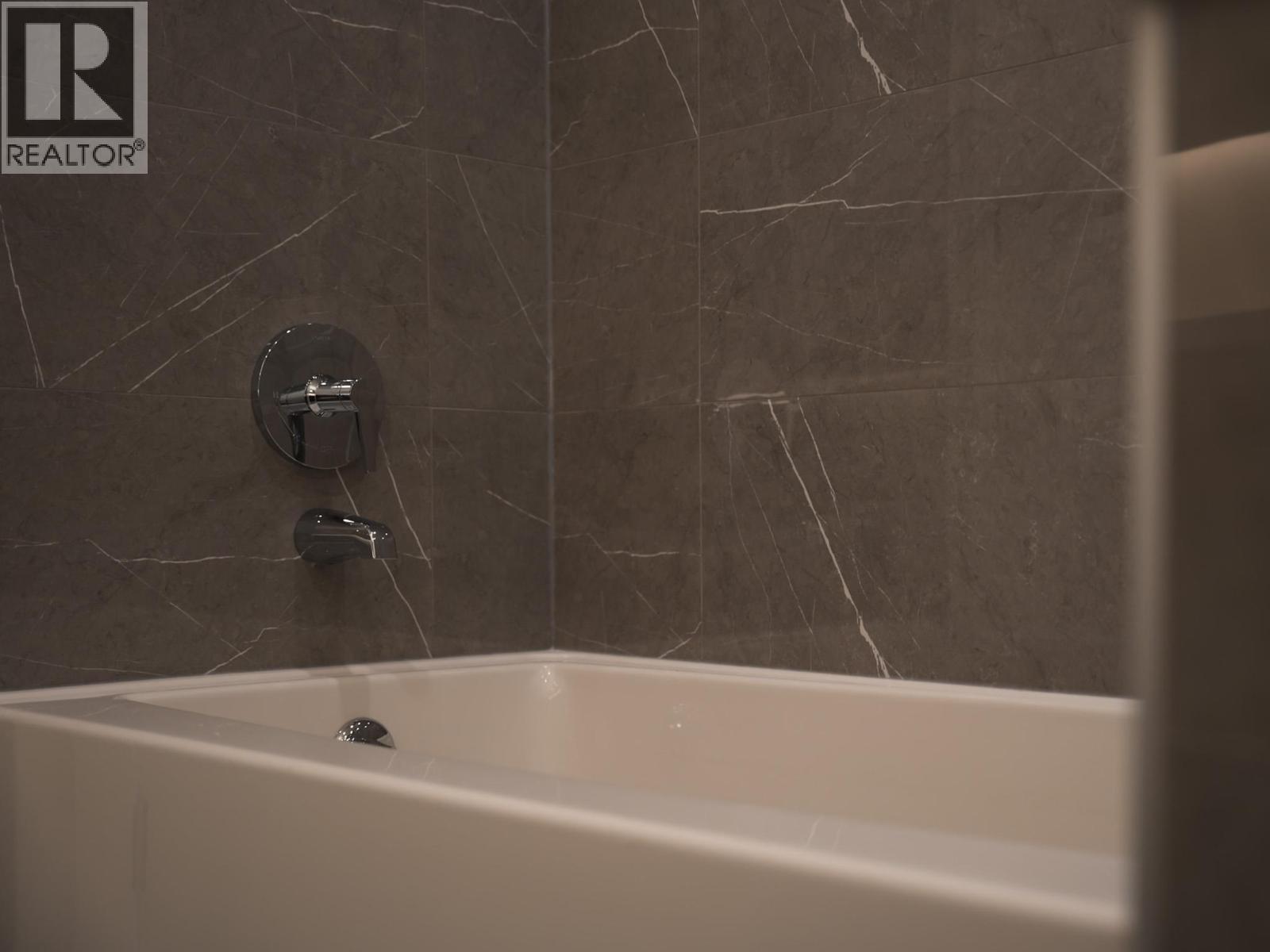 1507 238 Leon Avenue, Kelowna