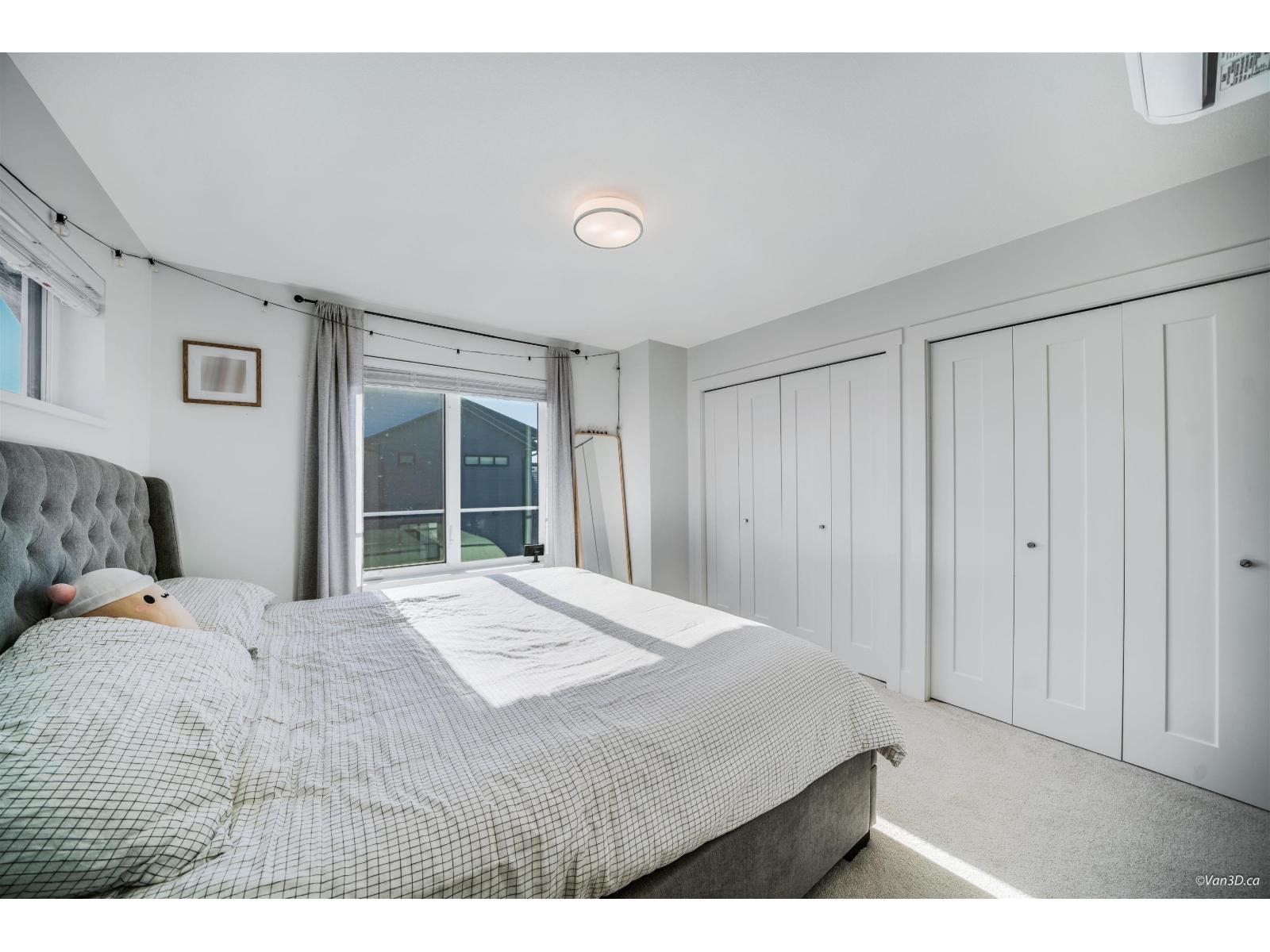 82 2075 OAK MEADOWS DRIVE, Surrey