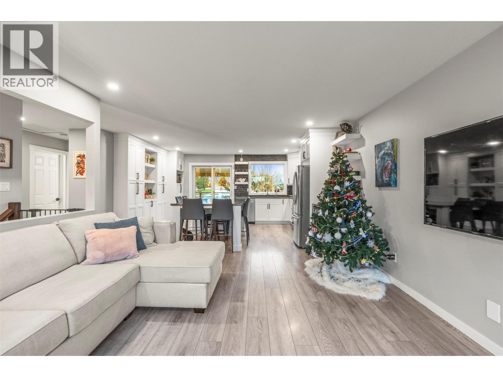 1413 12th Street, Vernon