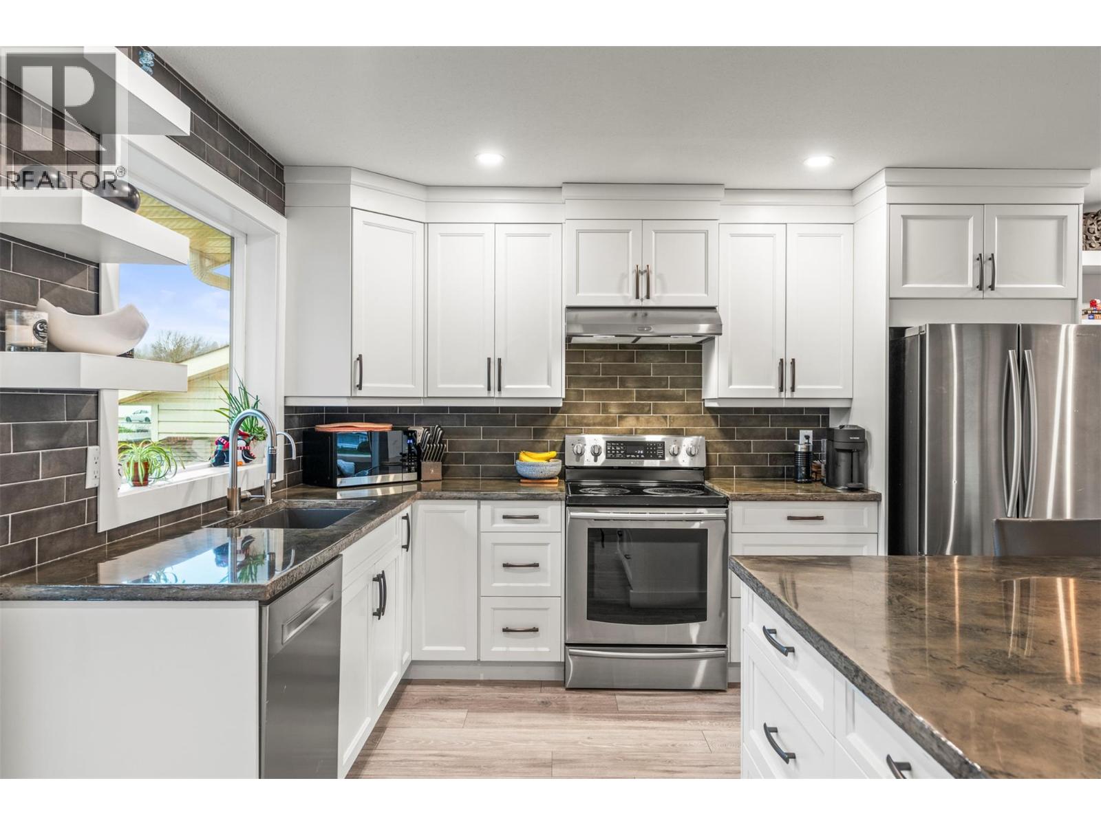 1413 12th Street, Vernon