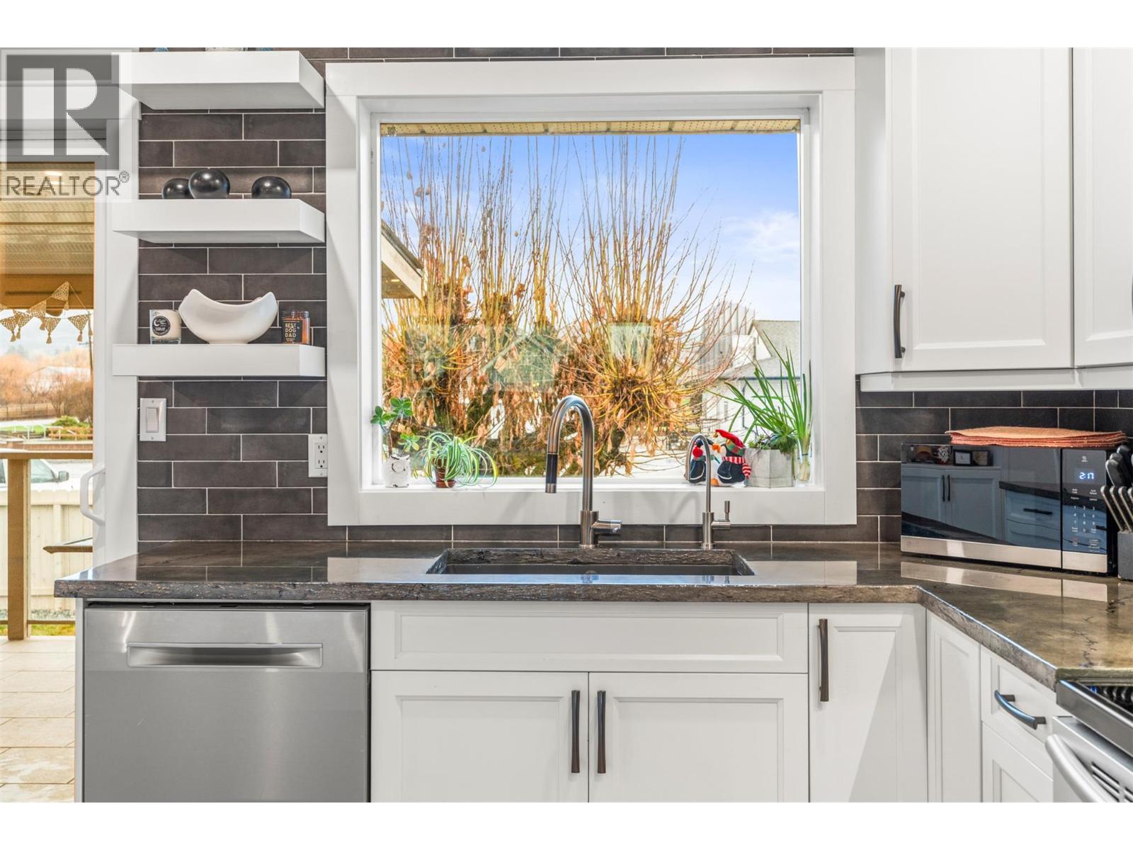 1413 12th Street, Vernon