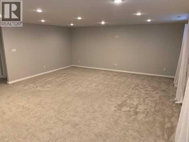 Single Family House for Sale in  Mt Sundial Court W Sunridge Lethbridge 