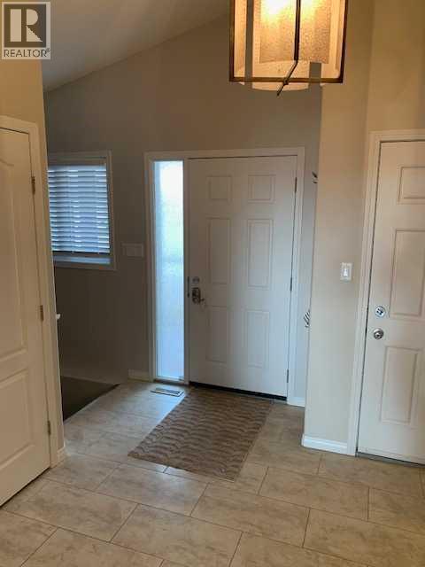 Single Family House for Sale in  Mt Sundial Court W Sunridge Lethbridge 