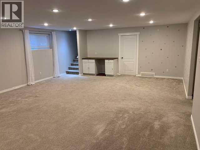 Single Family House for Sale in  Mt Sundial Court W Sunridge Lethbridge 