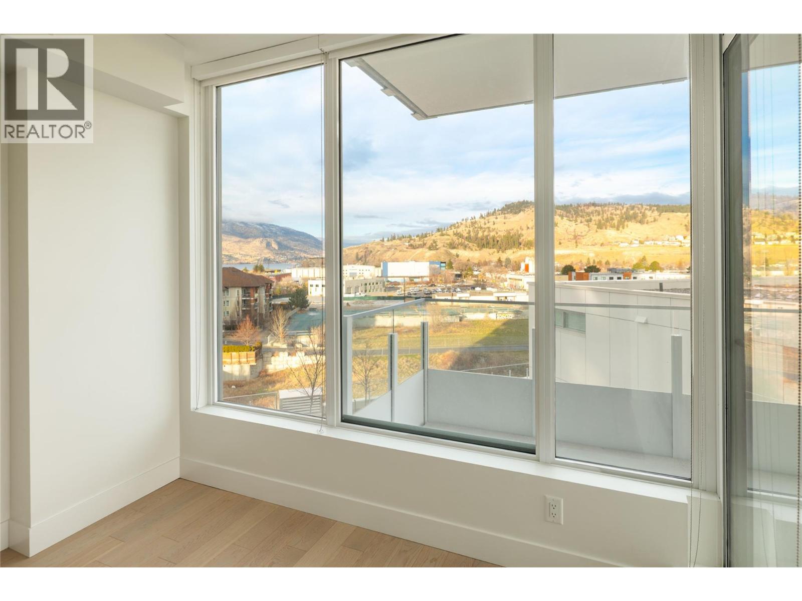 601 1181 Sunset Drive, Kelowna