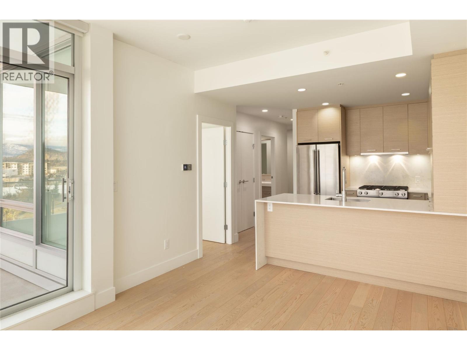 601 1181 Sunset Drive, Kelowna