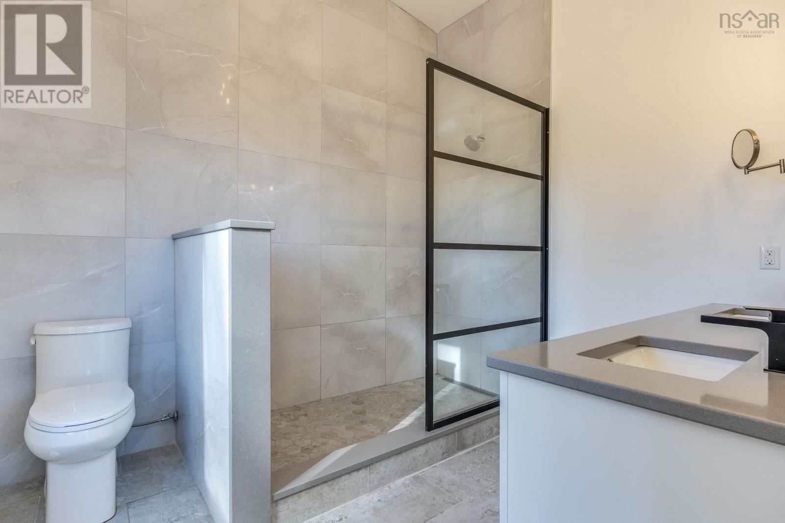 Property 30 of 39 of 2405 Roosevelt Drive