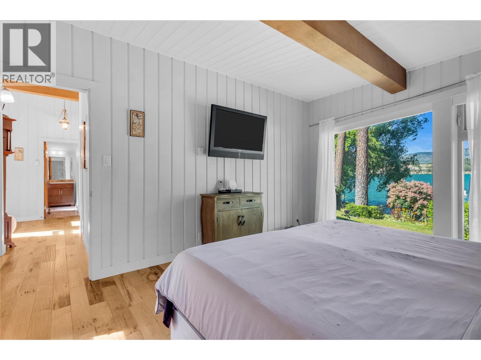 12110 Trewhitt Road W, Lake Country