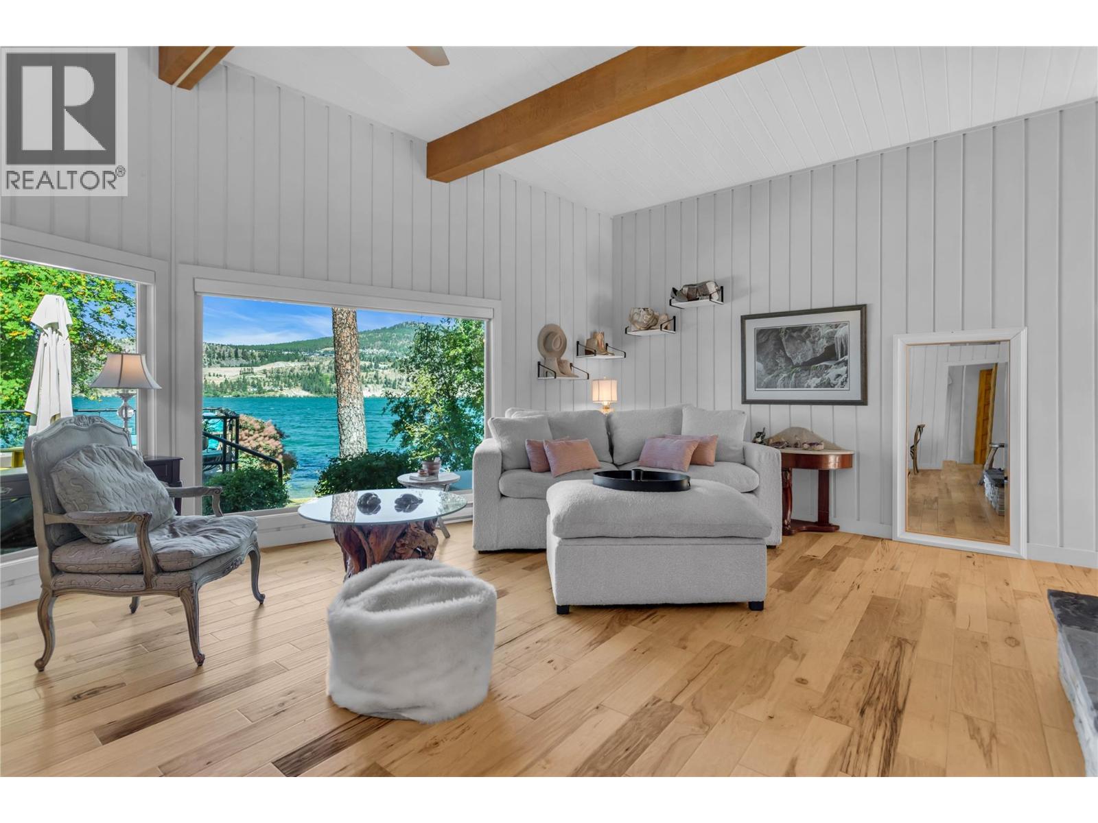 12110 Trewhitt Road W, Lake Country