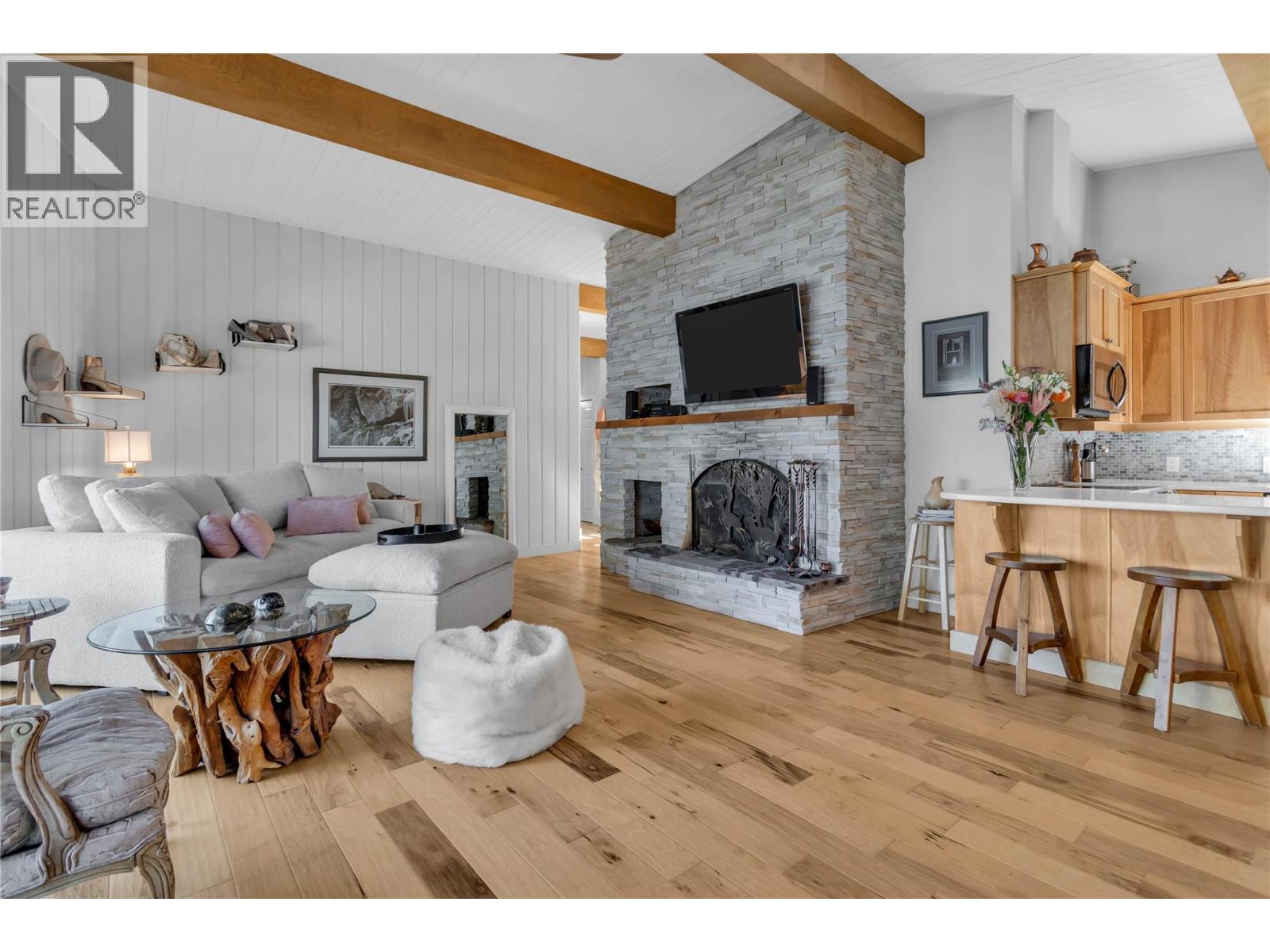 12110 Trewhitt Road W, Lake Country