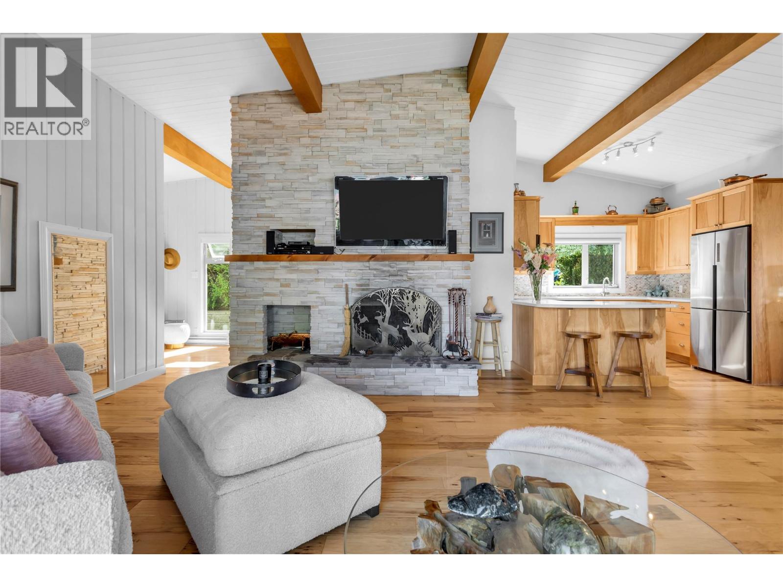 12110 Trewhitt Road W, Lake Country