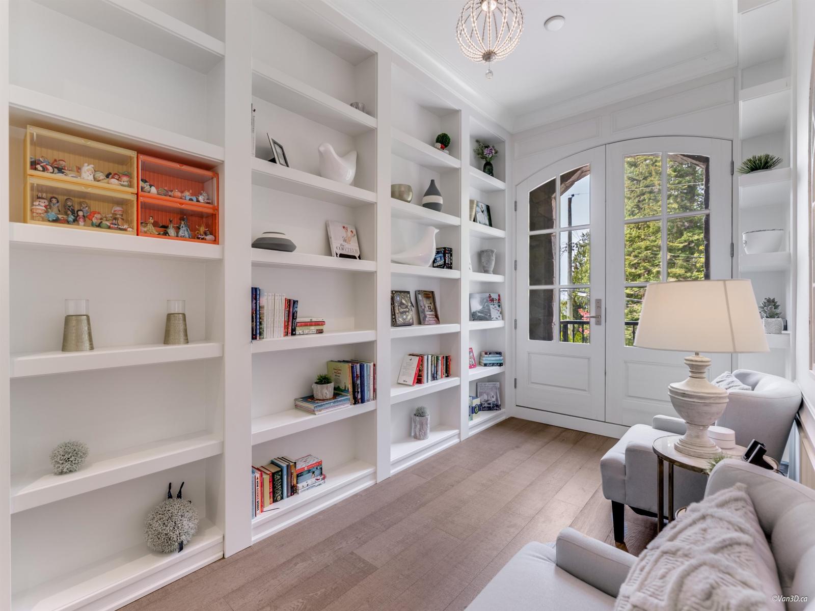 2340 CHRISTOPHERSON ROAD, Surrey