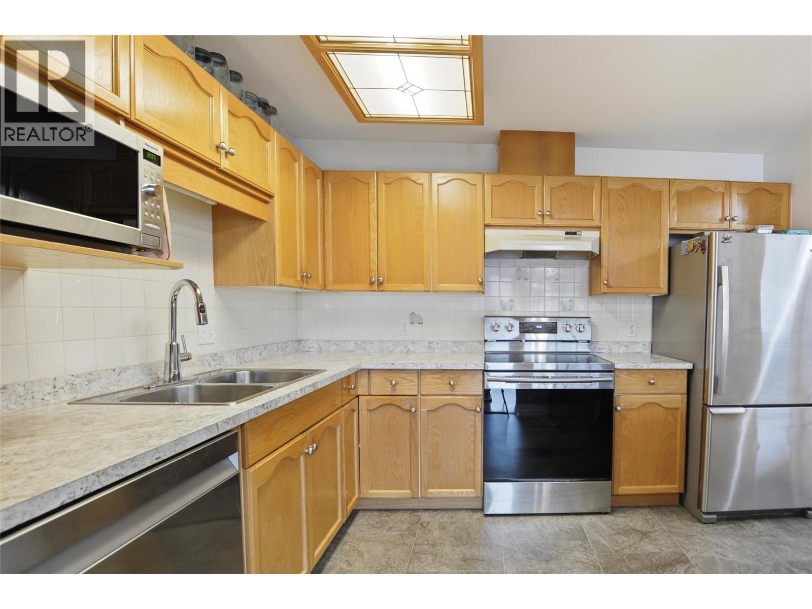 #105 1445 Halifax Street - 10