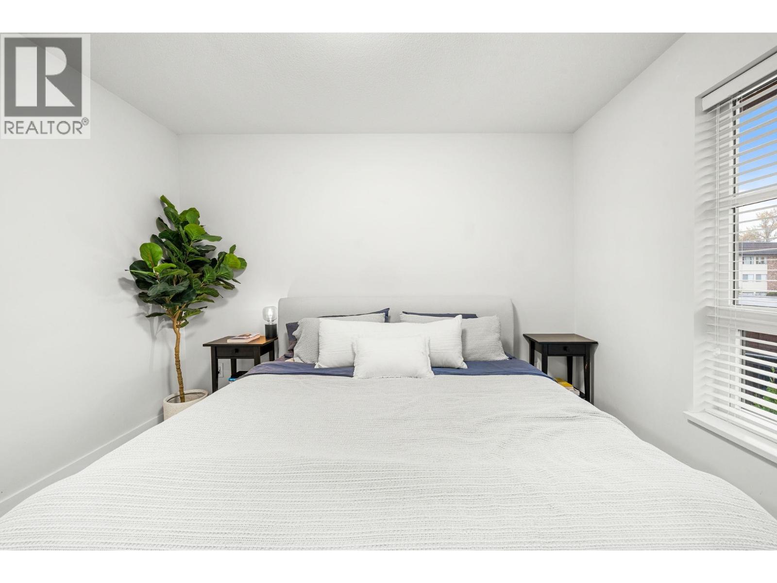 28 70 SEAVIEW DRIVE, Port Moody