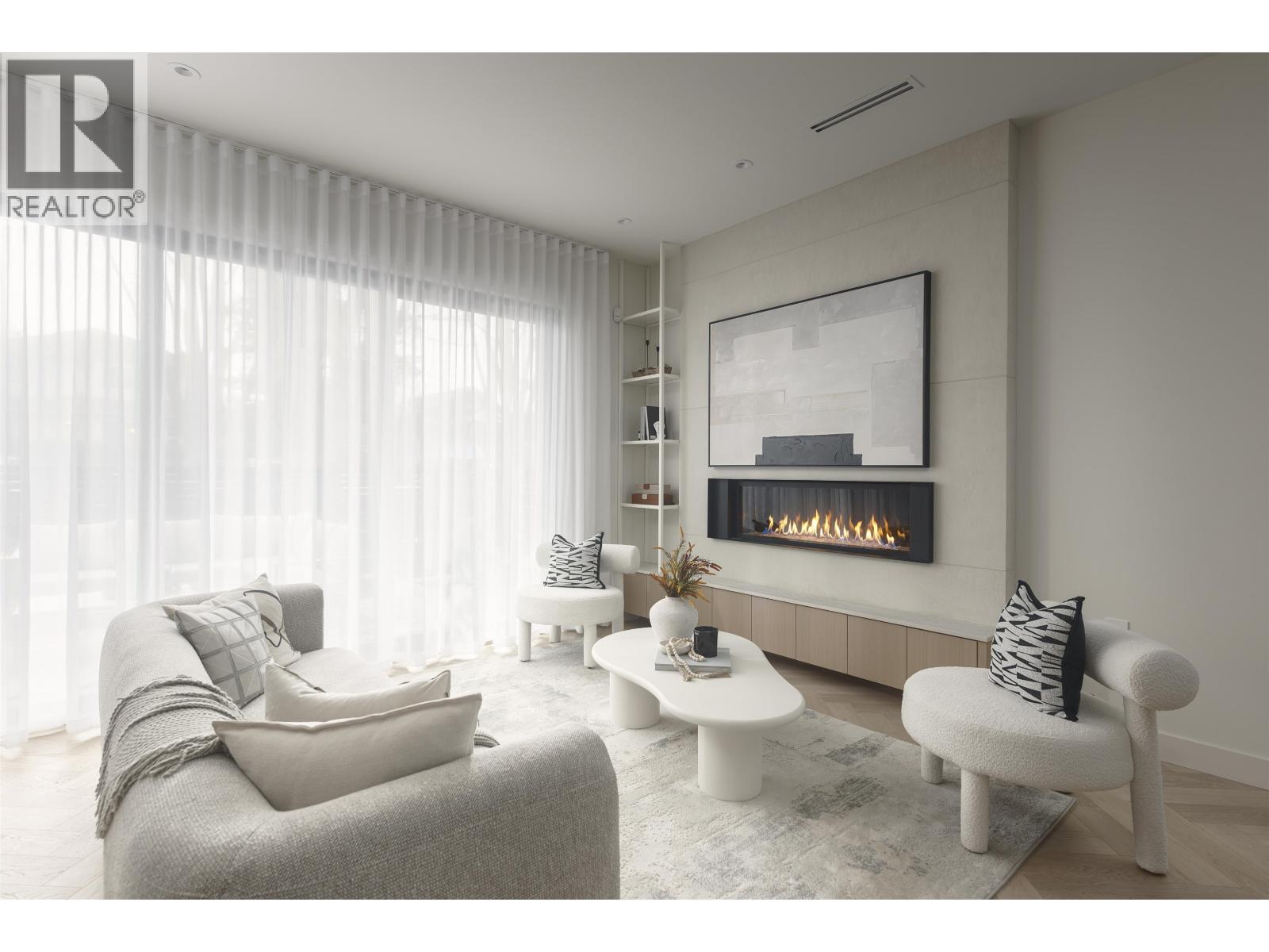 1 58 E 40TH AVENUE, Vancouver