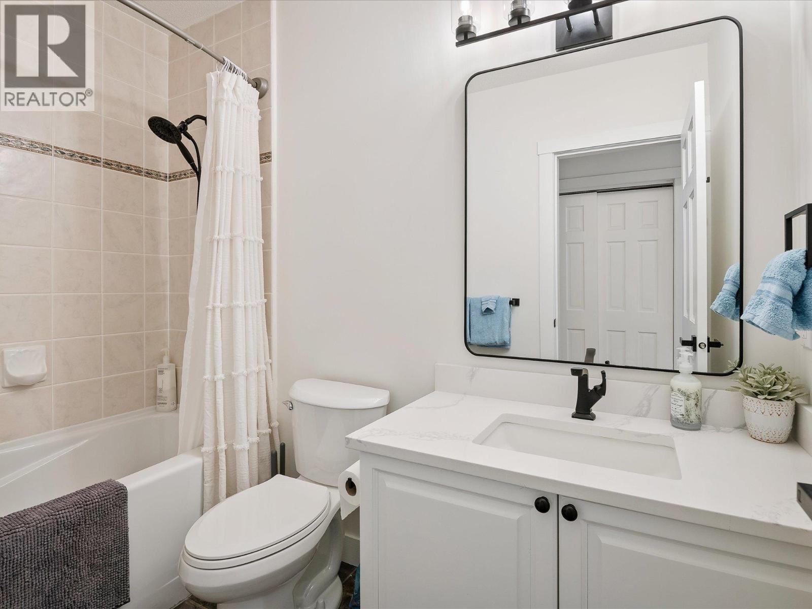 203 4405 BLACKCOMB WAY, Whistler