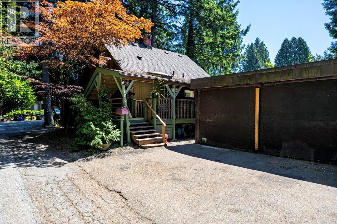 1061 GLADWIN DRIVE, North Vancouver
