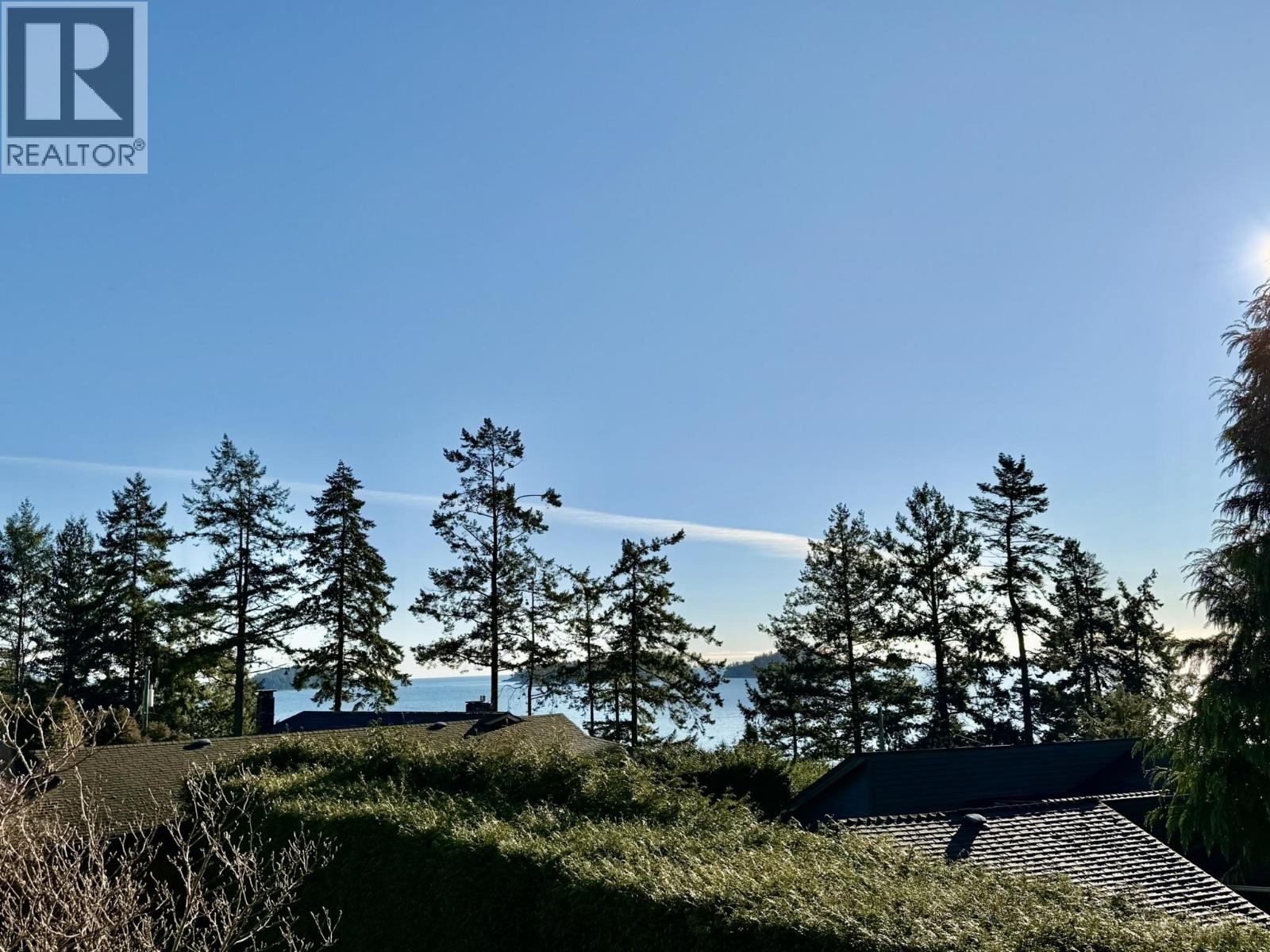 7077 DALE ROAD, Sechelt