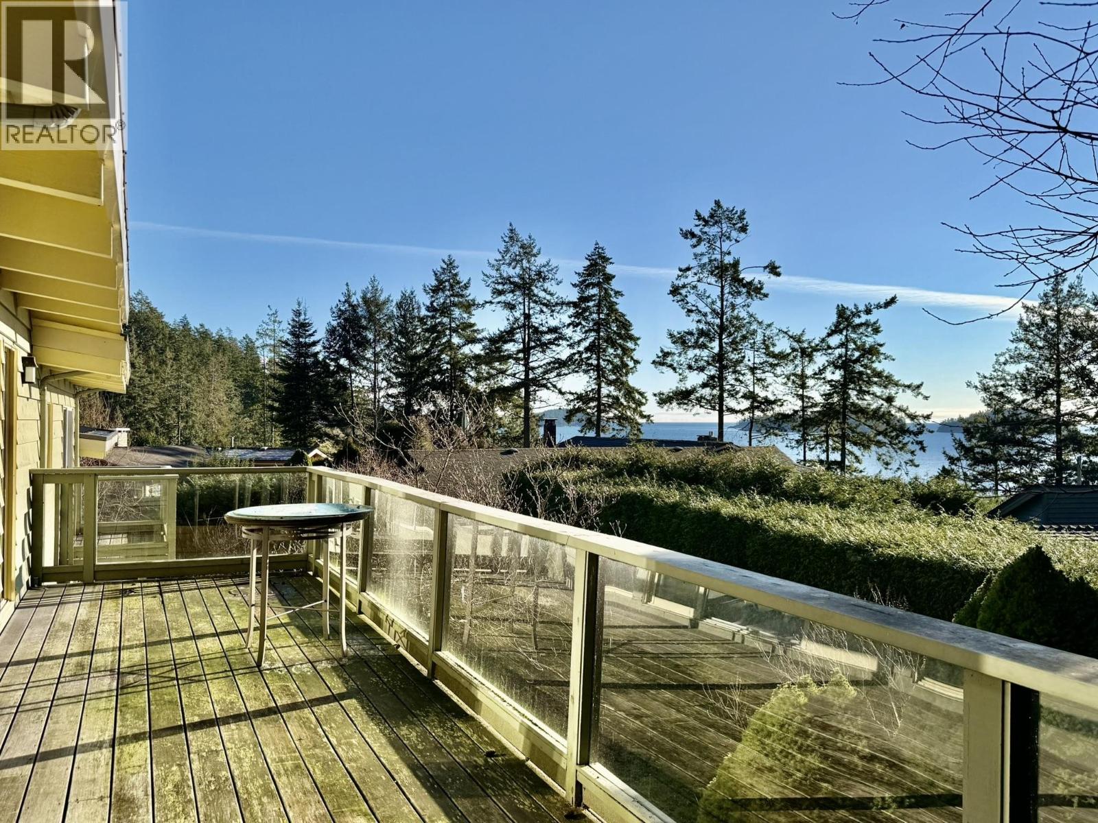 7077 DALE ROAD, Sechelt