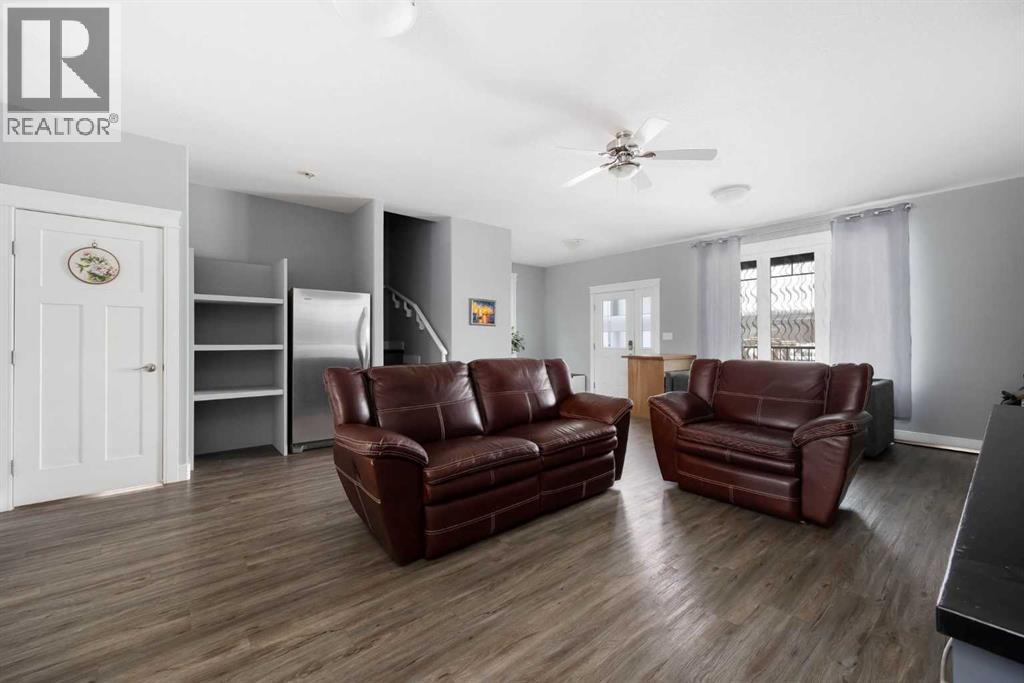 7423 Railway Avenue, Fort McMurray