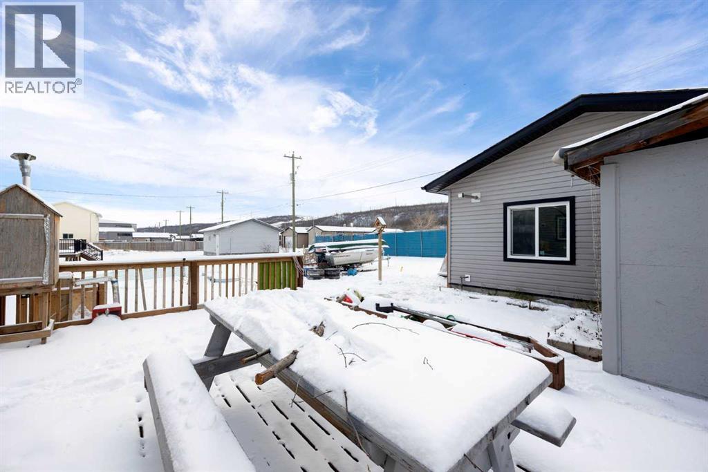 7423 Railway Avenue, Fort McMurray